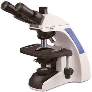 Microscópio Biológico Trinocular